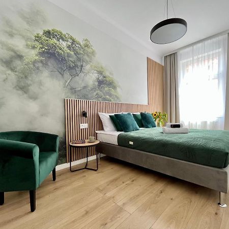 Luna Apartments เยเลเนียกูรา ภายนอก รูปภาพ