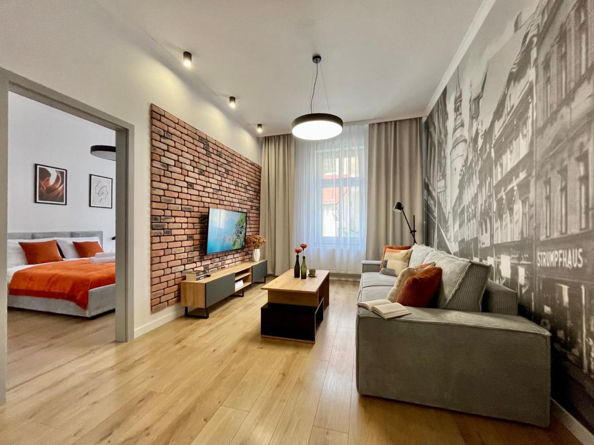 Luna Apartments เยเลเนียกูรา ภายนอก รูปภาพ